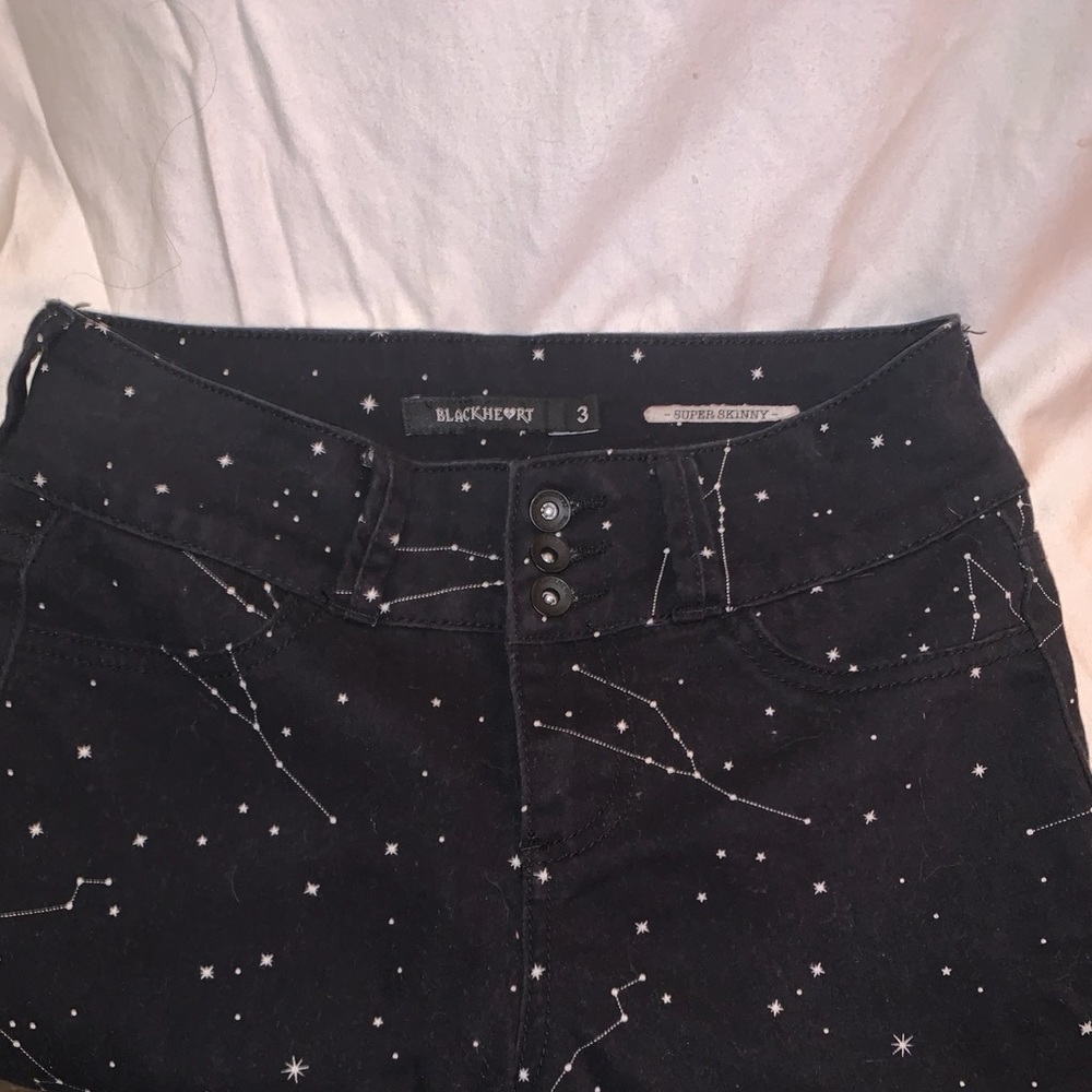 HOTTOPIC black heat star jeans